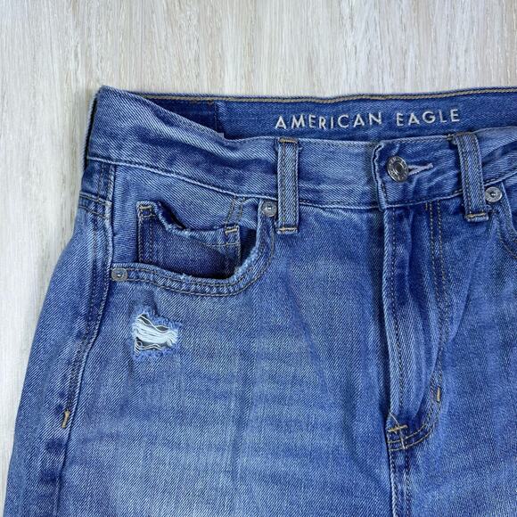 American Eagle Mom Jean Distressed High Rise Casual Everyday Denim Jeans 4 - Picture 3 of 16